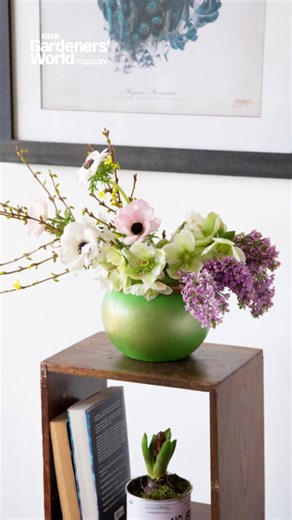 11K views · 101 reactions | Reuse a fruit net to keep your floral arrangements with this nifty idea from Shilpa Reddy Flower Design  Pick up the April issue of BBC Gardeners' World Magazine to discover more easy spring projects with Shilpa. | BBC Gardeners' World Magazine | Facebook