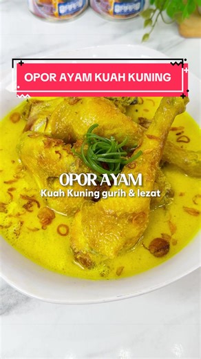 Opor ayam ala Mama Gigi emang gak pernah gagal! Rasanya lebih gurih dan creamy apalagi aku pakai Carnation Susu Evaporasi sebagai pengganti santan! Kataku sih kalian wajib recook yaaa -1 ekor ayam kampung potong 6 bagian -200ml Carnation Susu Evaporasi -700ml air -1 ruas lengkuas memarkan -2 lembar daun salam -3 lembar daun jeruk -1 batang serai -½ sdm gula pasir -½ garam Bumbu halus -10 buah bawang merah • 3 siung bawang putih • 3 butir kemiri • 1 sdm ketumbar • 1 sdm ketumbar • ½ sdt jintan •