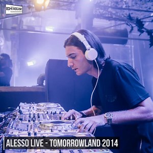 6.6K views · 904 reactions | Alesso bringing tons of euphoric tunes to the Tomorrowland 2014 mainstage! | EDMHouseNetwork | Facebook