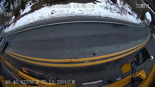 🚨🚨🚨 UPDATE 🚨🚨🚨 The driver of the vehicle has been identified. Thank you for your assistance. 🚨🚨🚨 ATTEMPT TO IDENTIFY 🚨🚨🚨 We are currently investigating a hit and run accident that occurred on 12/17/2025 at approximately 2:30PM on the 1000 Block of South Main Street. We are attempting to identify the owner/operator of the depicted vehicle which appears to be a silver Dodge Grand Caravan with a NJ license plate. This vehicle may also have scuffing, yellow paint transfer, or other damag