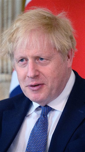 World Facts on Instagram: "1 Euro has the same value inside all euro-using countries, but its value changes when converted into the currencies of non-euro European countries. Here’s how much 1 EUR is worth across popular European currencies (approx): 1 EUR ≈ 4.30 Polish Złoty (PLN) 1 EUR ≈ 385 Hungarian Forint (HUF) 1 EUR ≈ 7.45 Danish Krone (DKK) 1 EUR ≈ 10.90 Swedish Krona (SEK) 1 EUR ≈ 11.40 Norwegian Krone (NOK) 1 EUR ≈ 0.85 British Pound (GBP) 1 EUR ≈ 1.08 Swiss Franc (CHF) . . . #EuroValue