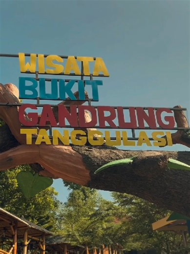 Explore the hidden gem of Indonesia! 🇮🇩✨ In this video, we take you on a journey to Wisata Bukit Gandrung. Discover the beauty, experience the culture, and create unforgettable memories. ​Watch until the end to see why this destination should be your next travel bucket list! ​📌 Class: 2B 📌 Group: 4 📍 Location: Wisata Bukit Gandrung (WBG) #TourismPromotion #EnglishForProfession #ExploreIndonesia #wisatabukitgandrung #kediri24jam