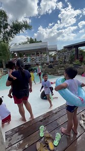 3.2K views · 66 reactions | First time mabunot sa raffle grand prize pa.  CHRISTMAS PARTY SA TUTORIAL NI JUANCHO BULLET READING CENTER | Michelle Tagalag Vlogs | Facebook