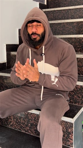 AKASH SANJAY SHARMA on Instagram: "#ZeroToHeroSeries 💪 Day 86 Past heavy load ka impact hamesha turant nahi dikhta. Kabhi-kabhi gut baad me sensitive ho jaata hai. Iska matlab failure nahi iska matlab healing ki zarurat hai. Strong physique ka next level recovery intelligence hota hai 💯 👇 Comment “HEAL FIRST” if this hit home."