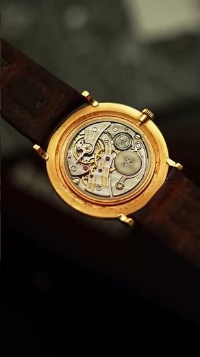 Audemars Piguet Ultra Thin crafted in 18kt gold.✨ 🎥IG: @nuancewatches #chrono24#audemarspiguet