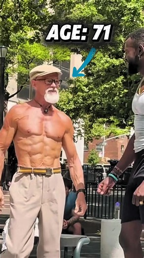 Grandpa on hood… who’s next?🤓 🏋️‍♂️🎥©️ @flagowy_trener ⬅️ my trainer #dlaciebie #fyp #bodybuilders #calisthenics