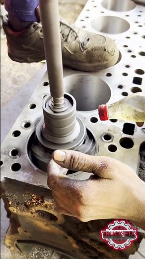 Professional Engine Cylinder Honing Technique #mechanic #engine #truck #repair #shorts #skills #yt