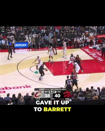 Epic Basketball Plays: First Quarter Climax & Mid-Game Thrills! #shorts