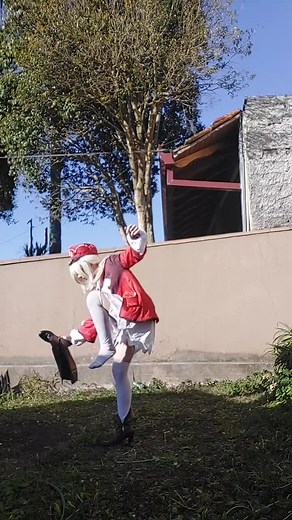 Klee Jump Style Cosplay in Genshin Impact