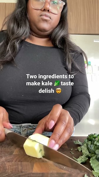 Make kale ACTUALLY taste AMAZING with TWO ingredients #shorts