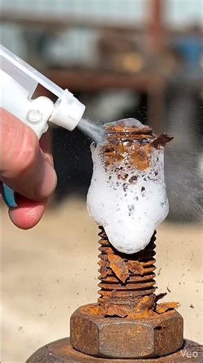 Rusty Bolt Cleaning Transformation