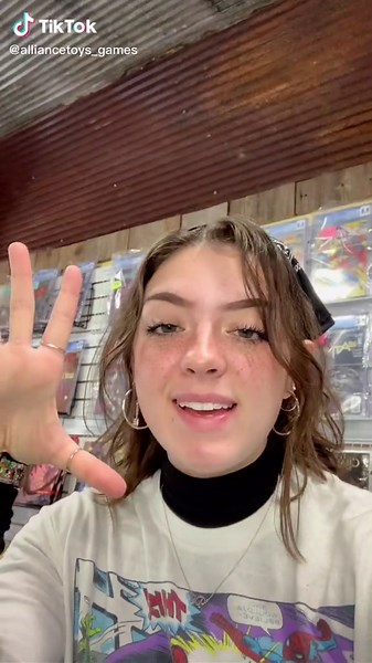 Polly Pocket Mini Playset - Wizard of Oz Theme