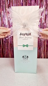 [AD] Presenting my latest Fantasy Angel Janen 🧚‍♀️..i was super excited to add her to my bjd collection🥰 As we are used to JoyBjdStore dolls are extremely photogenic and posable! The attention to every single detail is flawless💖 She has the beautiful green eyes 💚 The hands, feet, ears and wings are easy to put on, thanks to the magnets incorporated. You can easily remove the wings and transform her in a second from Fairy to Elf 😍 The dress is perfect and so pretty✨️ The wig is so soft and v