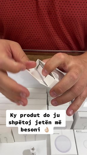 Apple AirTag Unboxing and Overview