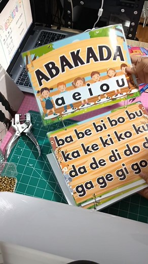 2.1K views · 21 reactions | Gawa tayo ng Abakada Chart殺 #mommyjenvlog #mommyjenvlogs #printingbusiness #taraatmagbasa #Gensan #abakada #abakadachart #laminatingmachine #readingbooks #notebook | Mommy Jen Vlogs | Facebook
