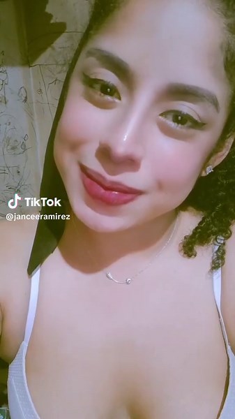 Videos de Jancee Ramirez (@janceeramirez) con “original sound - spotifyxzy”