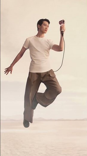 The Dyson Supersonic™ Travel hair dryer