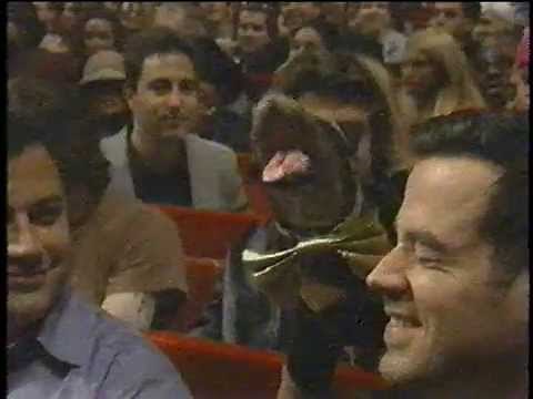 Triumph the Insult Comic Dog at the 2001 MTV VMAs