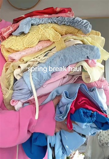spring break isn’t ready for these outfits 🍋‍🟩💦🌺🍍👙🐚#springbreak #springbreakoutfits #vacationoutfits #springbreakhaul #haul @PEPPERMAYO