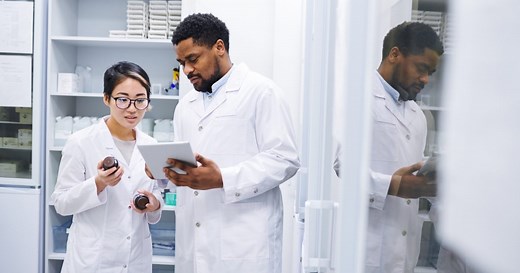 Medical Lab Assistant Training & Certification Program