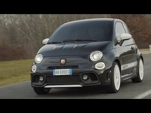 400台限定モデル『ABARTH 695 esseesse』