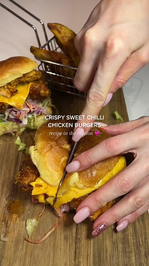 Crispy Sweet Chilli Chicken Burgers Recipe