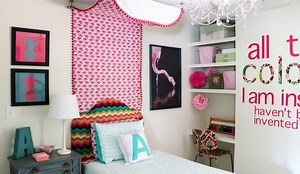 DIY Bed Canopy from Flat Sheets