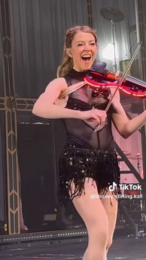 Lindsey Stirling's High-Energy Roundtable Rival Performance