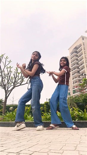 # puzzle song dance with another beat and another vibes with sister