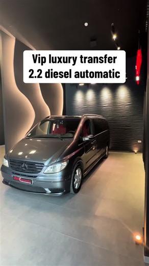Shitet Mercedes Benz Viano Vip Luxury transfer edition Motorr 2.2 naft Kambio automatic Xhama dhe pasqyra elektrike Sedile elektrike Xhamat e pasem elektrik Clima me dy zona Fener stopa te rinj Tapiceri lekure e revizionuar totalisht Vip design Me ekspres te integruar Minibar Frigorifer etj Makines sapo i jan ber te gjitha sherbimet, frenat disqe frenash ferrota , 4 amortizatore te rinj, pomp uji e re, radiator interkuler i ri, vaj filtra motorri dhe kambio, music e integruar, ekran 10 inch me t