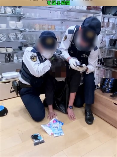 【怒号】暴れる被疑者と警察官の攻防…証拠スマホを奪って逃走を図る瞬間 パート3 #防犯 #注意喚起 #ドキュメンタリー #日本のリアル #許せない #警察24時 #しらべてみたら #ガッツch #新宿１０９