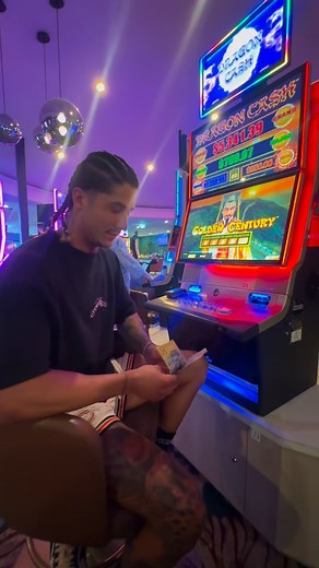 That feature was worse than my haircut 🎰 - - #lovett #fyp #funny #adelaide #pokies #gambel | Hugh Lovett