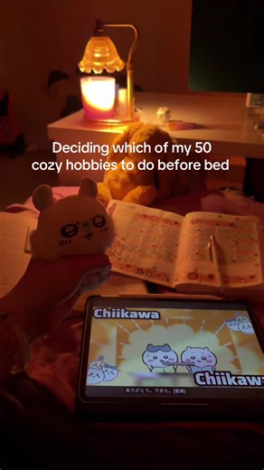 I can surely draw write read and watch in the same hour ? #hobby #cutecore #journaling #chiikawa #booktok