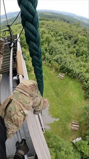 Fast roping with light kit