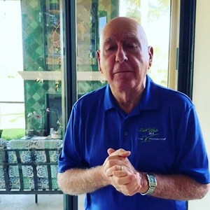 Tonight I am in New York City as I have been joined by my wife Lorraine daughters Terri , Sherri , sons in law Thomas Krug , Chris Sforzo , sister Terry & brother John as I am receiving a Sports Emmy as the 2019 Lifetime Achievement Award from the National Academy of Sports . It is such a special honor as I am in AWE of the previous winners of this special award . Sportscasters such as greats Howard Cosell , John Madden , Vin Scully ,Keith Jackson, Curt Gowdy etc Jim Simpson is a past winner & h