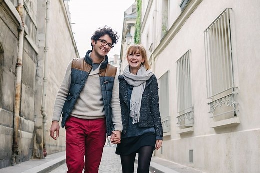 Married Filing Jointly vs Separately: How Should You and Your Spouse File Taxes?