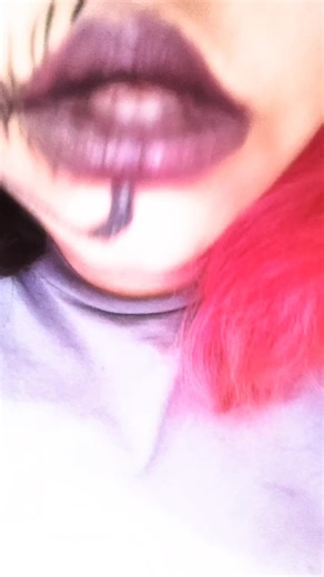 Halloween Makeup: Half Skeleton, Half Human Look