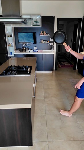 The Canadian in me is coming out with this CREAM OF MUSHROOM POUTINE 🇨🇦 Bake potato (any desired shape) in oven until crispy Chicken Gravy: -Sautée onions & mushroom then remove -in same pan brown chicken then remove-in same pan make a roux (butter & flour) then add cream of mushroom soup with water -add desired spices, cream cheese, dill -add back in sautéed onion, mushroom & browned chicken -let simmer until chicken is fully cooked Build poutine with a base of potato, cheese then top with gr