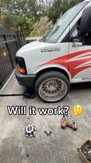 I PIMPED OUT a U HAUL BOX TRUCK… 😂 #liftedtrucks