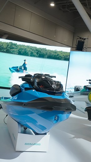 Now that's a stunner 🥵 The 2026 RXP-X 325 in Gulfstream Blue, now with the 10.25'' touchscreen display for faster access to riding stats, easier navigation, and tracking your friends on the water. You ready to rip it on the water? 🔥 | Sea-Doo