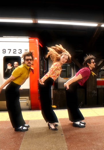 Catching a Train Adventure with TWiNSAUCE