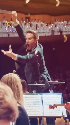 LO MEJOR LA MUSICA CLASICA 👑 Al escuchar música clásica, nuestro cuerpo emocional, mental y espiritual se benefician de varias maneras: se reduce el estrés y la ansiedad al disminuir los niveles de cortisol, se potencia el estado de ánimo y la felicidad a través de la liberación de dopamina, y se estimulan la concentración, la memoria y la creatividad al activar diversas áreas del cerebro. CUERPO EMOCIONAL: • Mejora del Estado de Ánimo: La música puede actuar como un catalizador del buen ánimo,