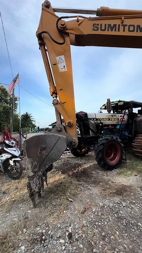 Exploring Ford Tractors and Farm Machinery Videos