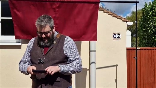 Star of the silver screen that made over 300 films is honoured in Bognor