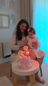 11K views · 6.9K reactions | Acum un an, am plans de fericire cand mi te-au pus langa mine si ti-am dat primul pupic. La multi ani, Lara mea! Sa fii sanatoasa si fericita, ca iubita esti deja de toata lumea 懶 1 an alaturi de tine. #momof3 #celebration #aniversare #1year #firstyearbirthday #mybaby❤️ #babygirl | Ramona Pauleanu | Facebook