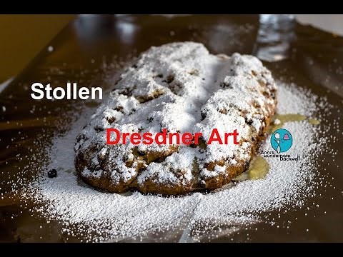 Stollen Dresden style or Christmas stollen that anyone can bake -- Anni's wonderful baking world