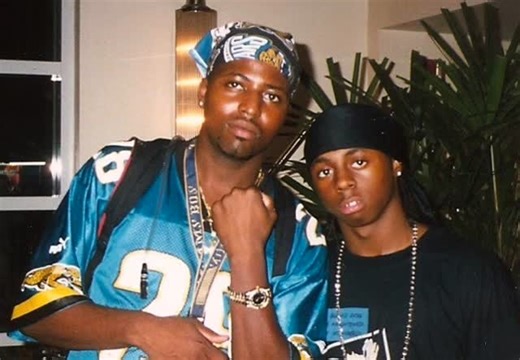 Djdrdoom Ddp on Instagram: "When we say #DTWD This is what we mean! I've been reppin The home team since 1995 And in 2025 Its our time to shine!!! Time to get to the promised land Duval and it starts This Sunday when We Put BTA on the Bills! (@djdrdoomddp & @liltunechi Mixshow Power Sunmit Miami Fl) Rockin that @fredtaylor Duval 🐐 Jersey!!"