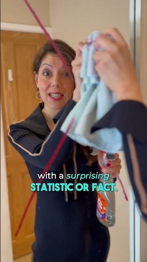 ❌ NEVER start your presentations by introducing yourself!