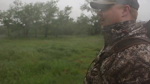 11K views · 111 reactions | That “grab the nearest Bush” moment  . . . #turkeyhunting #huntingintherain #oklahoma #outdoors #turkeycalling #gobble #diveforcover Houndstooth Game Calls|Apex Ammunition | The Southern Outdoorsmen | Facebook