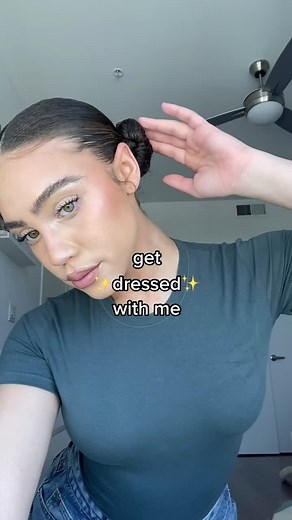 it’s #grwm time 🦕🦧🪴 thank you @skims for the deep sea green bodysuit! ✨ #fyp #blackfashiontiktok